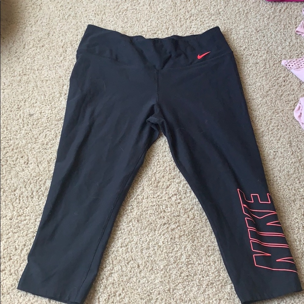 Nike Dri fit capris